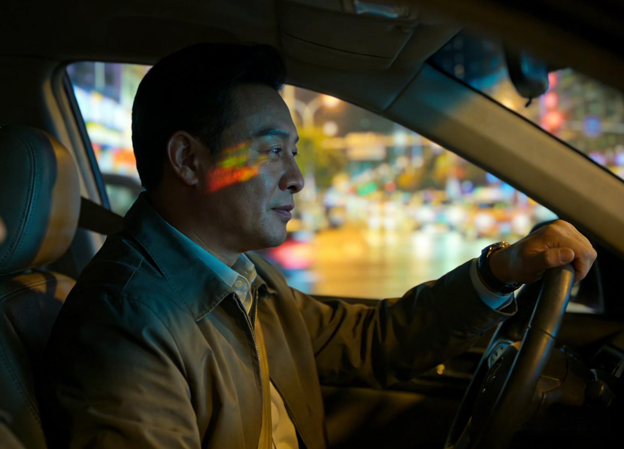 滕州那个开滴滴的乡镇干部——工资发不出,却把儿子送去了德国-巍瀚の手記